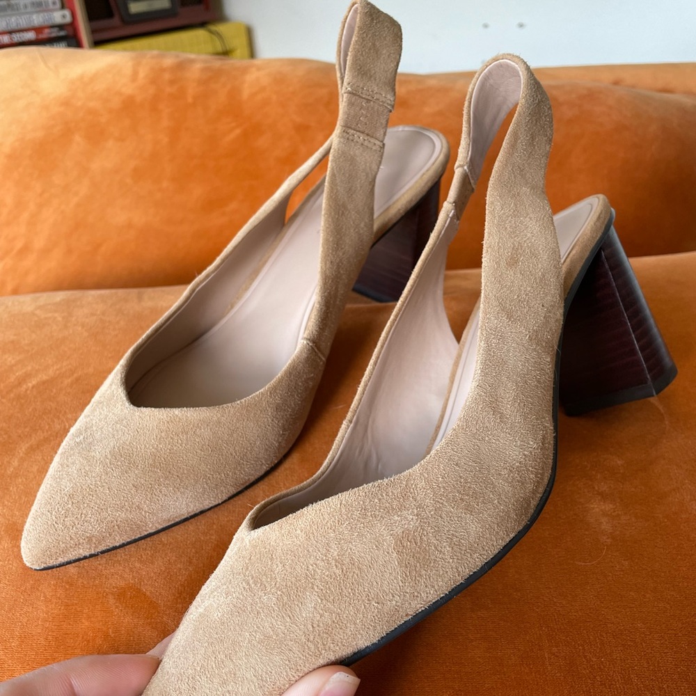 Banana Republic sling tan suede sling backs
